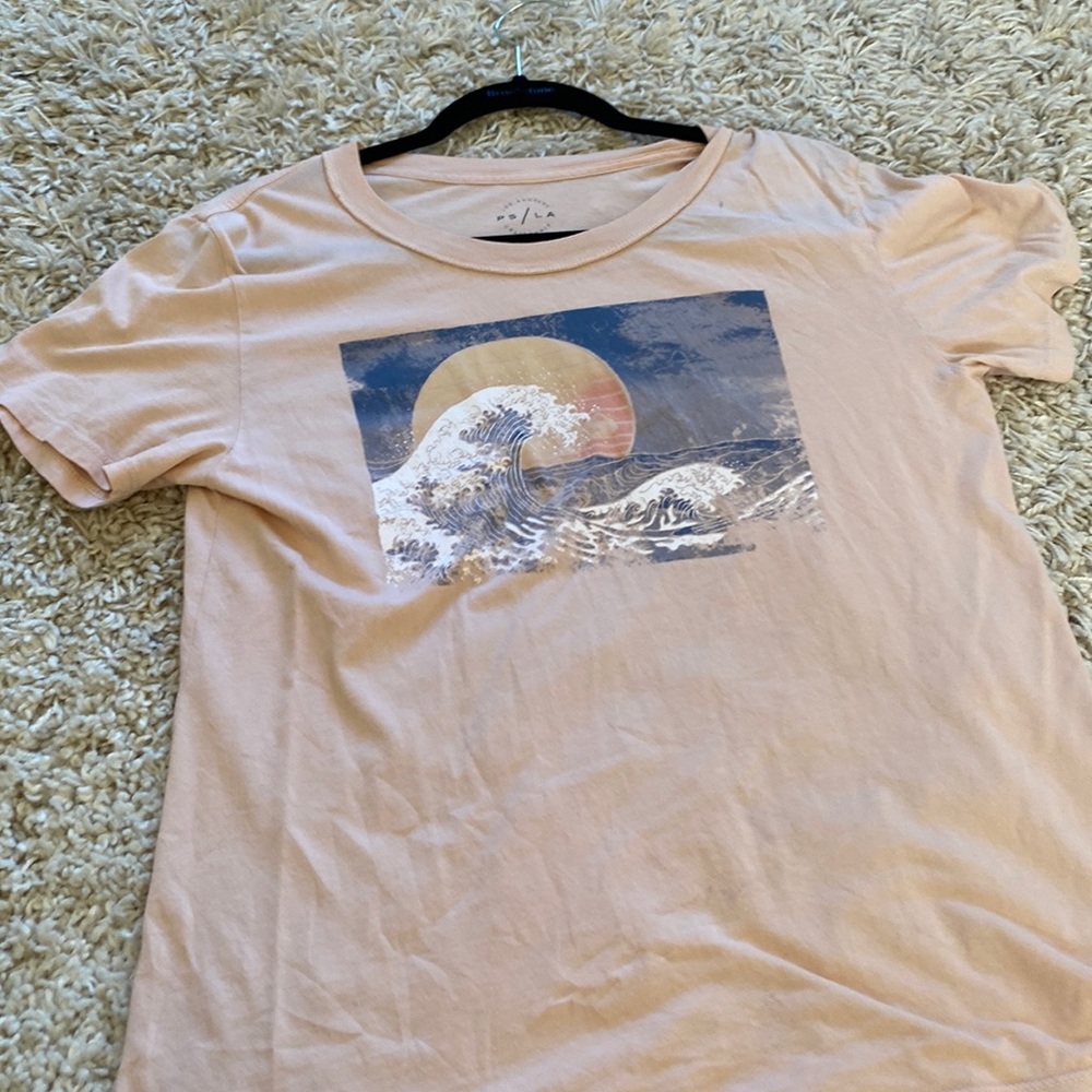pacsun t shirt!